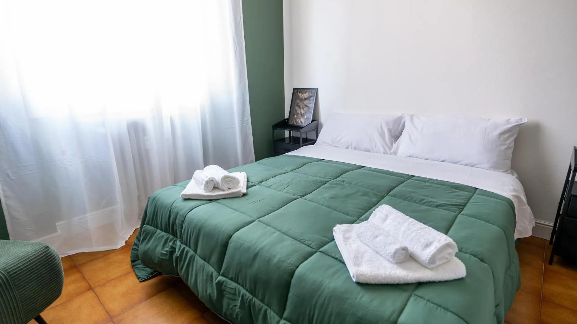 The English Flat - Rozzano, Milano